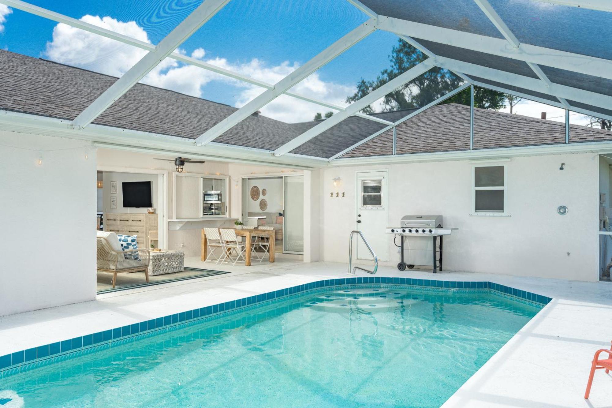 Beautiful Spacious Home! Close To Beaches - Heated Private Pool Englewood Exterior photo