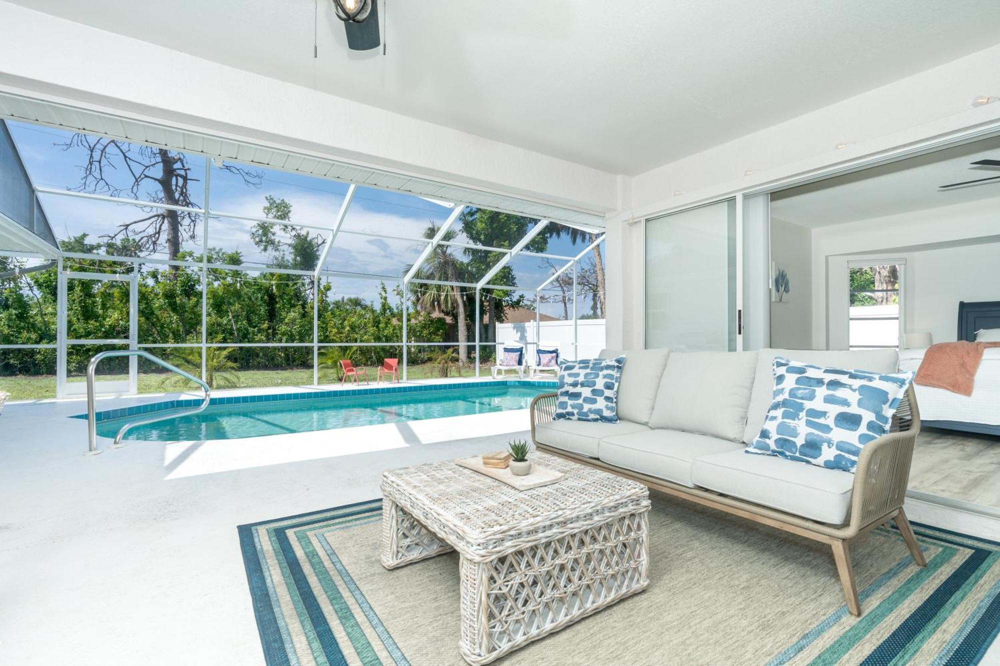 Beautiful Spacious Home! Close To Beaches - Heated Private Pool Englewood Exterior photo